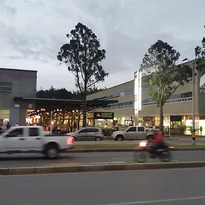 Acogedor Apartamento En Cerca Aeropuerto Apartamento